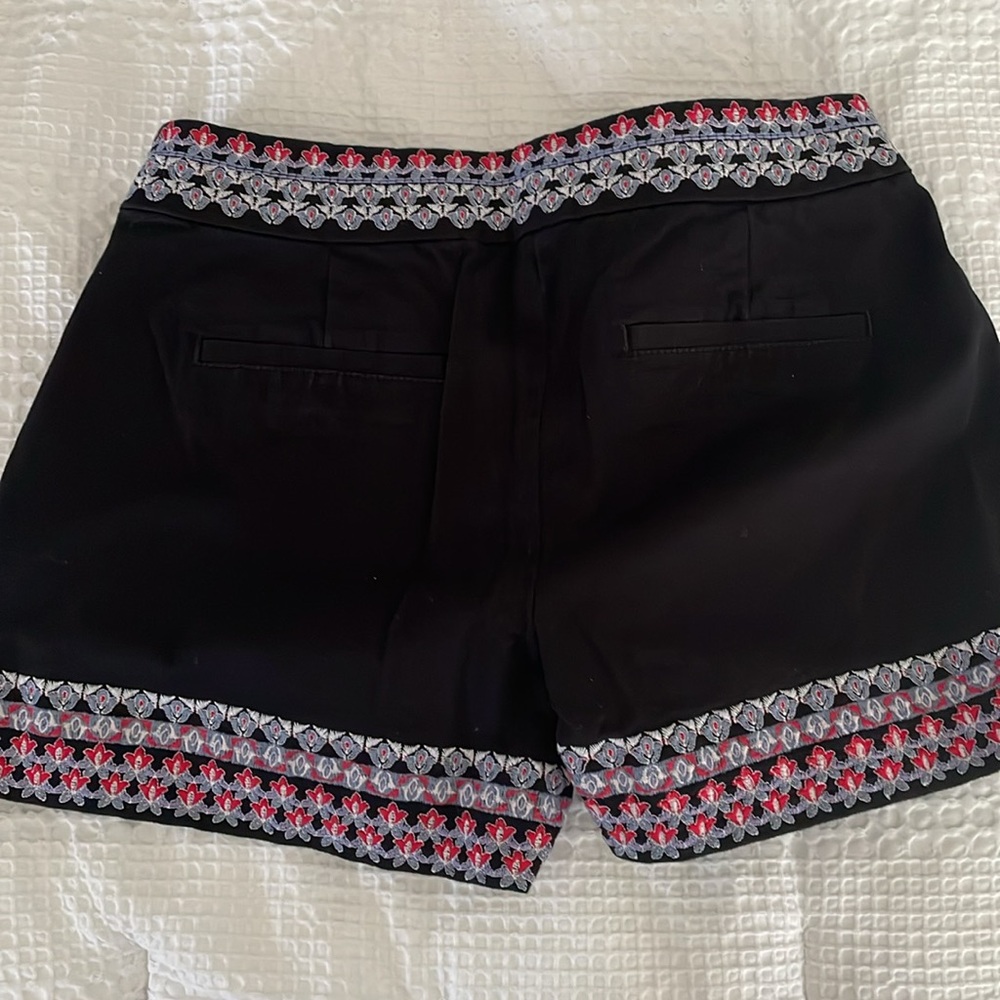 Loft shorts - Picture 2 of 3
